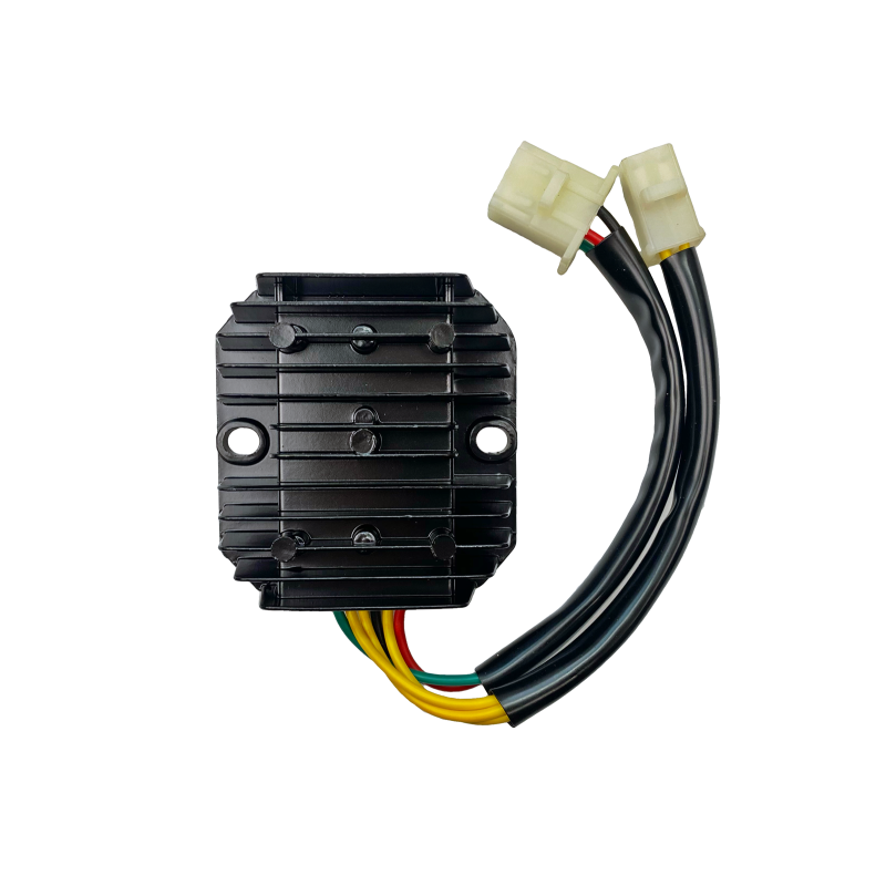REGULATOR NAPIĘCIA 3-FAZOWY (SYM, KYMCO 250, MALAGUTI) REGULATOR NAPIĘCIA 3-FAZOWY (SYM, KYMCO 250, MALAGUTI)