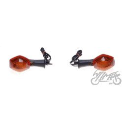KIERUNKOWSKAZ DO SUZUKI GSXR400 600 750 TYŁ E1